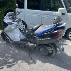 スカイウェイブ250の画像