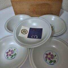 たち吉テッセン　クレマチス花柄陶器　小皿14.5cm5枚セット大皿１枚24㎝木箱の画像