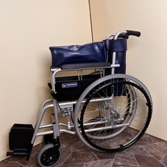 丈夫でシンプルな自走式車椅子　No.103の画像