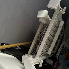 突っ張り棒　突っ張り物干し　洗濯物干し　突っ張り棚の画像