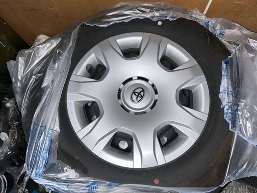 ハイエース純正タイヤ