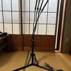 LED植物育成ライトスタンドの画像