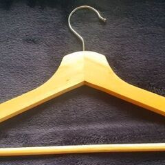 👕木製ハンガー 2種 7本セット 普通サイズの画像