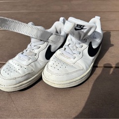 NIKE スニーカー  18センチ