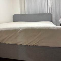 クイーンベッドの画像
