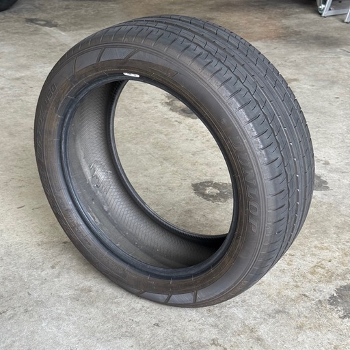 【美品】225/50R18  カローラクロス純正装着タイヤ　ダンロップ　SP SPORT MAXX 050 25年製造　353476