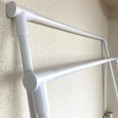 ニトリ コンパクトX型物干し(BH01X ホワイト) 幅73×奥行61×高さ135cmの画像