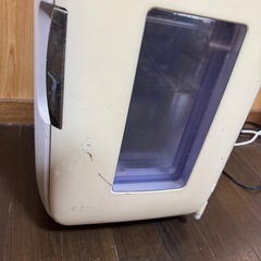ポータブル温冷庫 100V車は12ボルト両用です。の画像