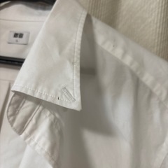 UNIQLO 白カッター　Lサイズ 0円の画像