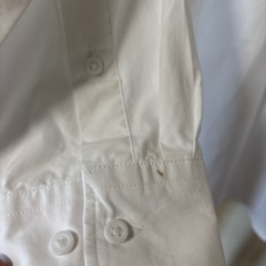 UNIQLO 白カッター　Lサイズ 0円の画像
