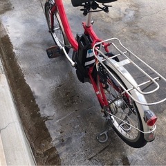 675  ヤマハ最新機種電動アシスト自転車pas sion20インチレッドアルミボディーの画像