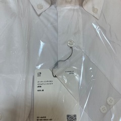 ユニクロ　スーパーノンアイロンスリムフィットシャツ　ホワイト　Lサイズの画像