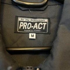PRO-ACT製ジャケット、Mサイズの画像