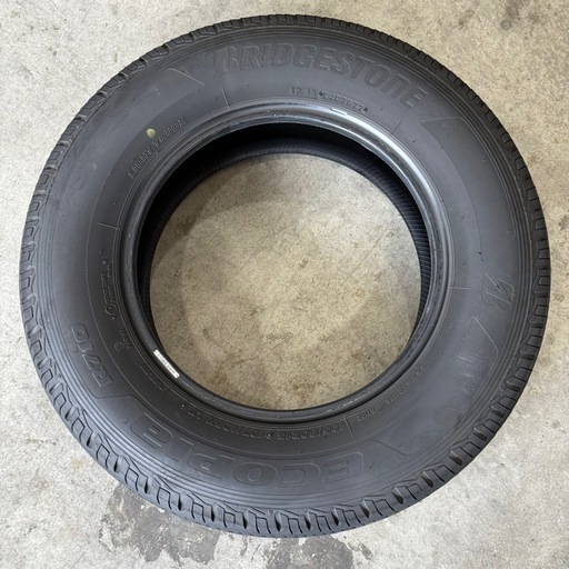 【決まりました】【セール】ハイエース・キャラバンに　195/80R15 107/105N LT R710 ブリヂストン　交換工賃込み