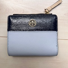 TORY BURCH ブルーカラー　折りたたみ財布の画像