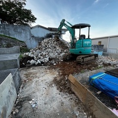 ユンボオペレーター　手元　日当15,000円〜の画像