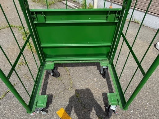 ◎カゴ台車④　美品 幅約80㌢奥行約60㌢ 緑色