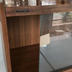 0613-010 ガラス棚の画像