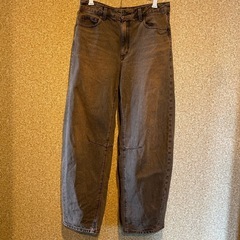 GUバレルレッグジーンズ　ブラウン　Lサイズ