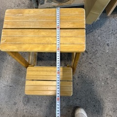 木製　踏み台の画像