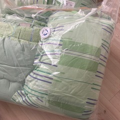 布団　　掛け布団150✖️200敷き布団マクラの画像