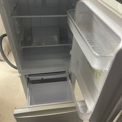 2017年製　2ドア冷蔵庫☆配送設置も可能^ ^