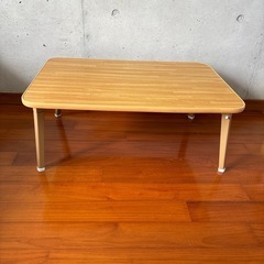 折りたたみテーブル