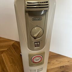 （引取）デロンギ 071221TEC オイルヒーター DeLonghi オイル・ラジエターヒーターの画像