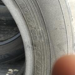 １６インチ、タイヤ４