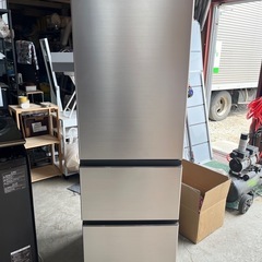 ２０２０年製　日立　冷凍冷蔵庫　３１５Ｌ　右開き　３ドア　シャン...