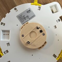 （引取）IKEA LED電球 E26 付き SOLHEM /ソールヘム シーリングランプ イエロー おひさまの画像