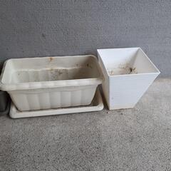 プラスチックプランターや鉢