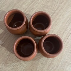 小さい壺の画像