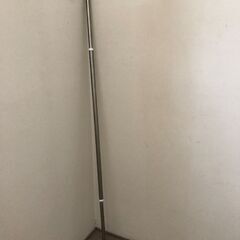 JM19971K)物干し竿<径：約３cm 高さ：約115～195cm> 中古品【取りに来られる方限定】 の画像