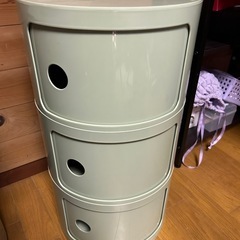 収納家具