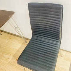 ニトリ　　テーブル椅子セット
の画像