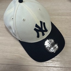 New Era 9FORTY キャップ ホワイト/ネイビーMLB...