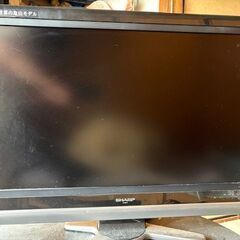 テレビ　シャープ　AQUOS 32インチ（LC-32DX1）　２００９年製造
