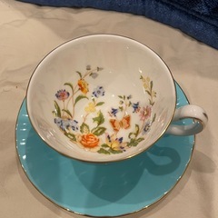エインズレイ ティーカップ&ソーサーの画像