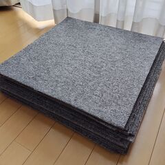 【USED】難燃性タイルカーペット50×50グレー23枚