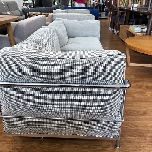 2人掛けソファー　CASSINA 片アームソファー左右セット　軽度の使用感あり　ファブリック【取りに来れる方限定】