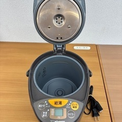 電気ポットの画像