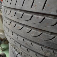 中古タイヤ4本　205/60R16