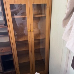ガラス棚　飾り棚