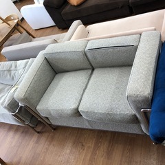 2人掛けソファー　CASSINA 軽度の使用感・色ヤケ有り　ファ...