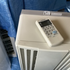 値下げしました⭐︎窓用エアコン　枠なし　リモコン無し　　動作確認済⭐︎の画像