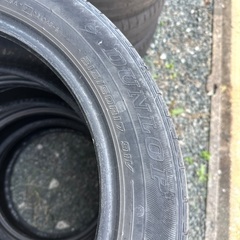 ダンロップ　215/50/R17スリップサイン手前溝