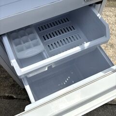 AQUA　アクア　2ドア冷凍冷蔵庫　AQR-13E8　126L　2021年製の画像