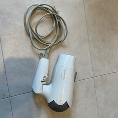 ドライヤー(Panasonic製EH5215P)