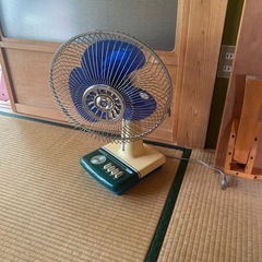 昭和レトロポップ　青　緑　白　ビンテージ扇風機 ボタン式　三菱電気　d30-lp